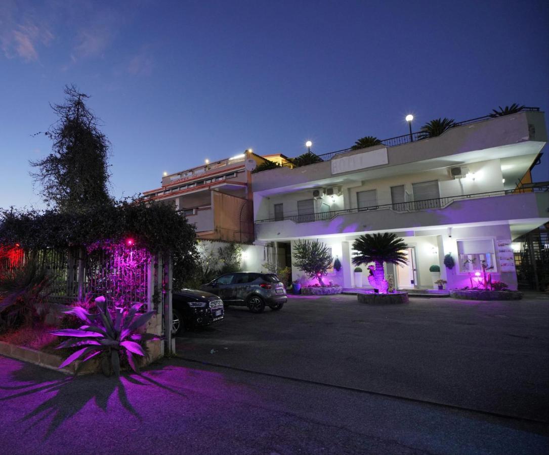 Hotel Stefany Lago Patria Exterior foto