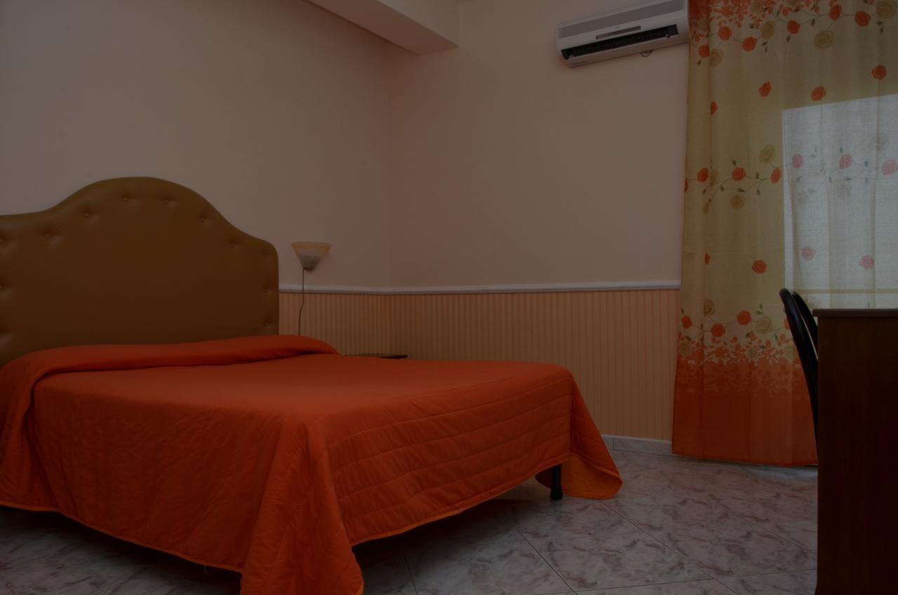 Hotel Stefany Lago Patria Habitación foto