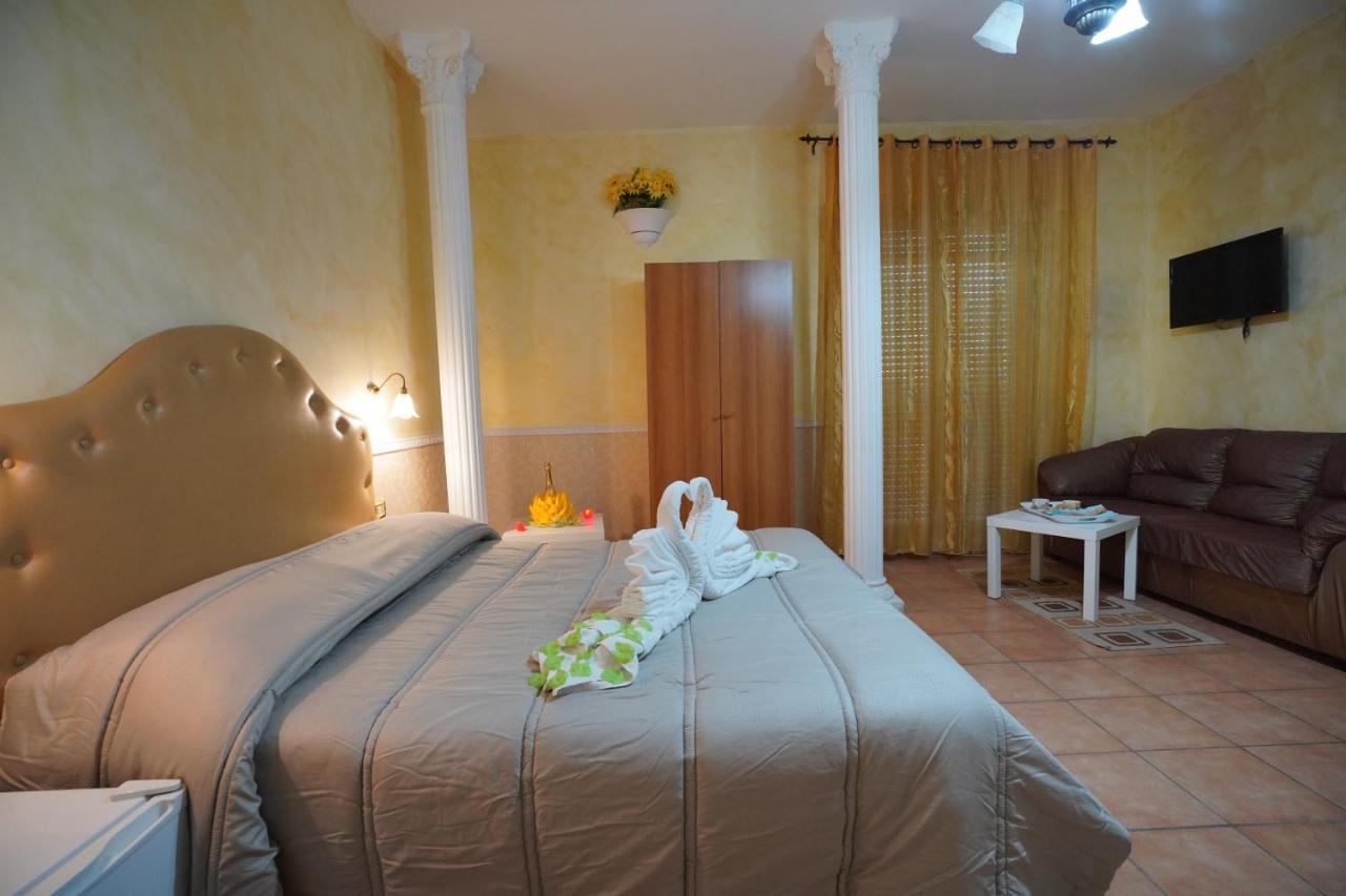 Hotel Stefany Lago Patria Exterior foto